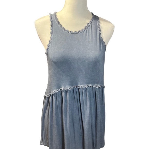 Women's Sleeveless Blue Top - Picture 4 of 11